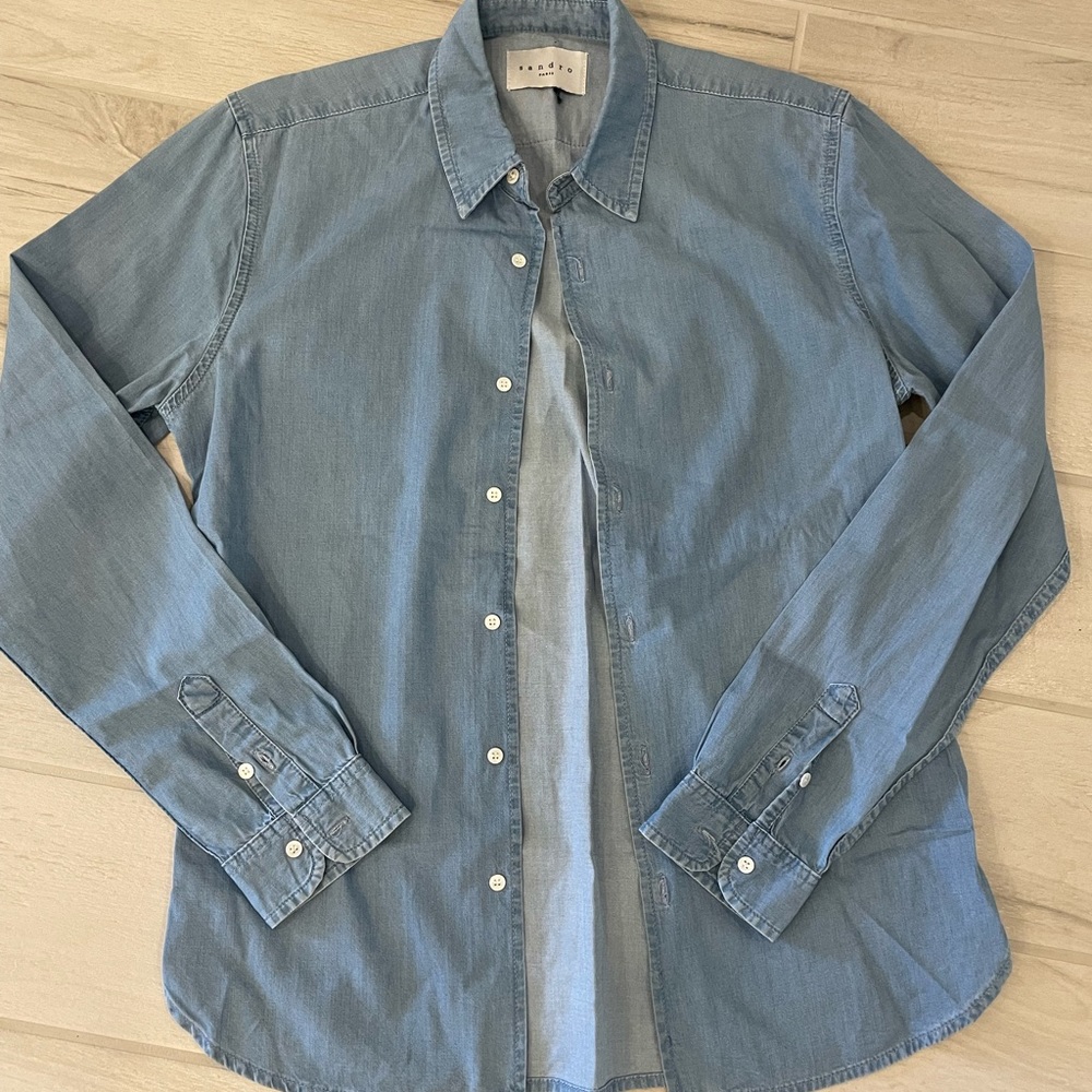 Sandro MEN Dress up shirt Sise Small. Jean finish